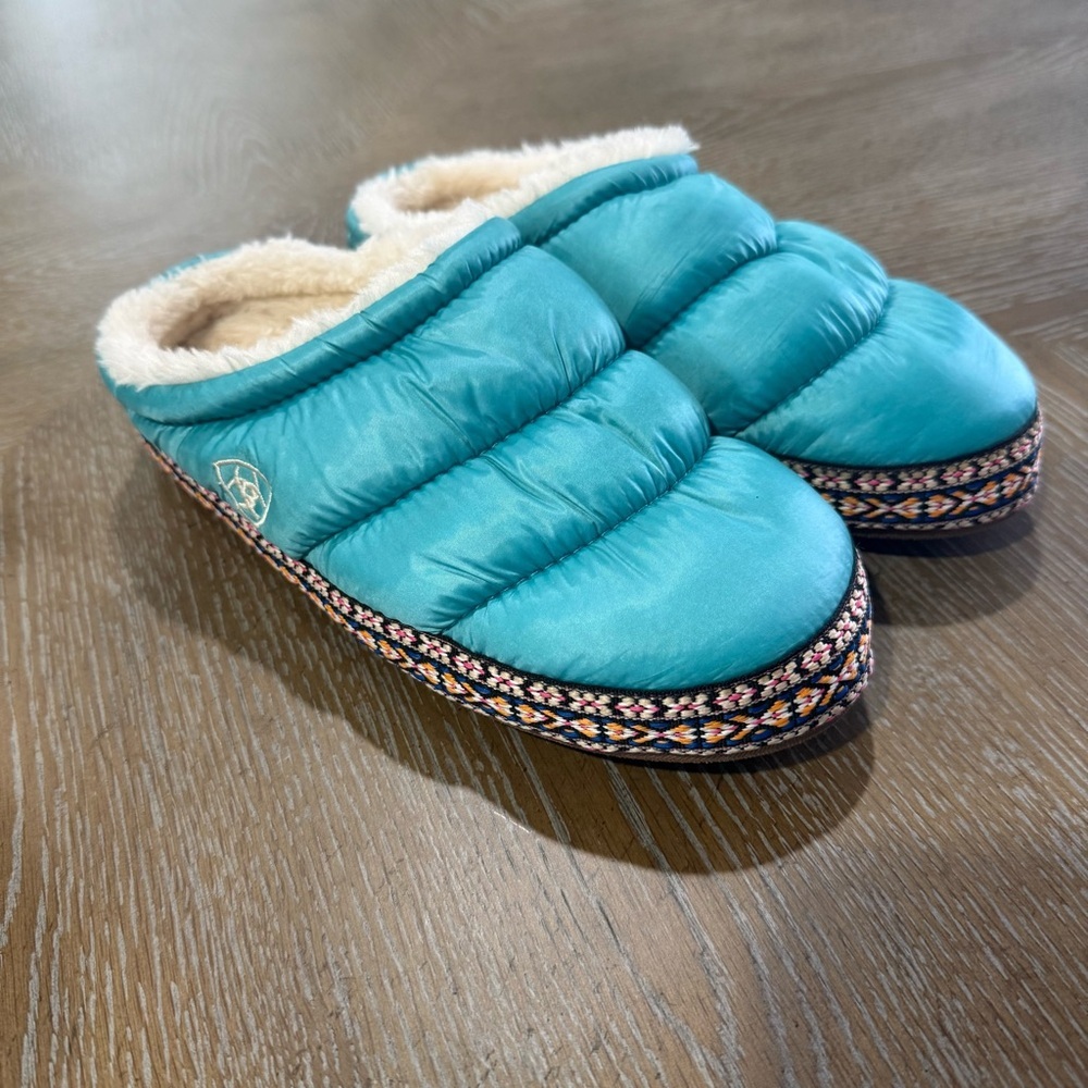 Ariat Crius Clog Slipper Women’s Size XS 5-6 Turquoise Blue AR2696-440